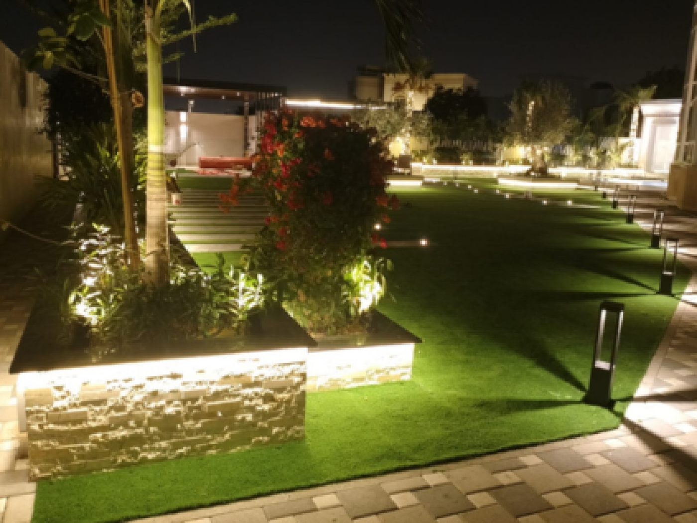 Modern & Luxury Villa